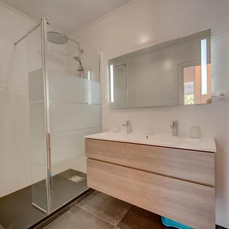 Immogroom - Swimming-pool Tennis - Sea View- Ac Apartment Cannes